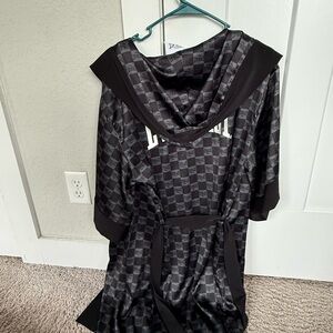 Halloween costume Forever 21 Checkered Satin Robe